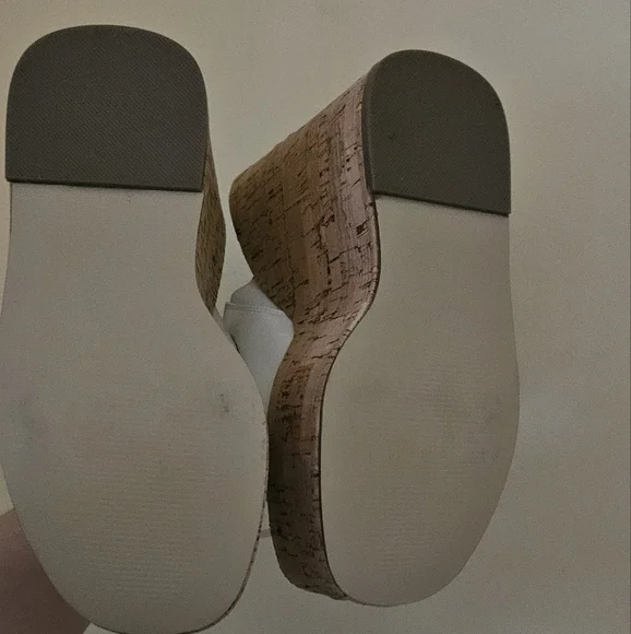Steve Madden Joanne White Wedges - Picture 2 of 5